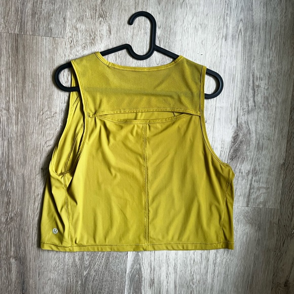 Lululemon tank - Picture 2 of 3